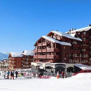 4* Lägenhetshotell Village Montana